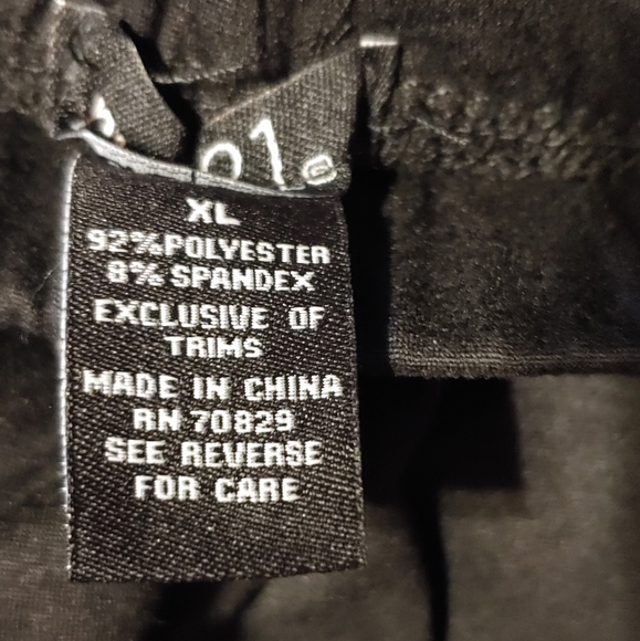 NWT RUE 21 BLACK PANTS WITH ROSE - Picture 7 of 8